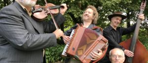 Le Cafe Jazz - Gypsy Swing