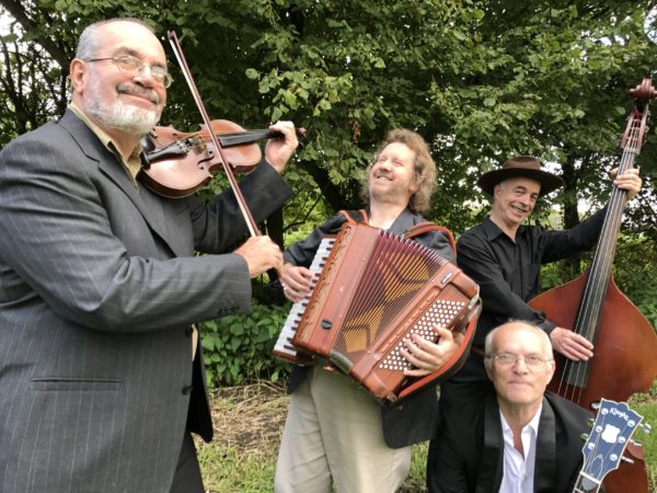 Le Cafe Jazz - Gypsy Swing