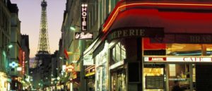 Cafe and Eiffel Tower